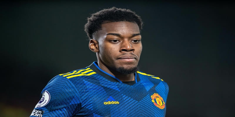 Robert Lewandowski không th�?tham d�?mùa này vì còn chấn thương